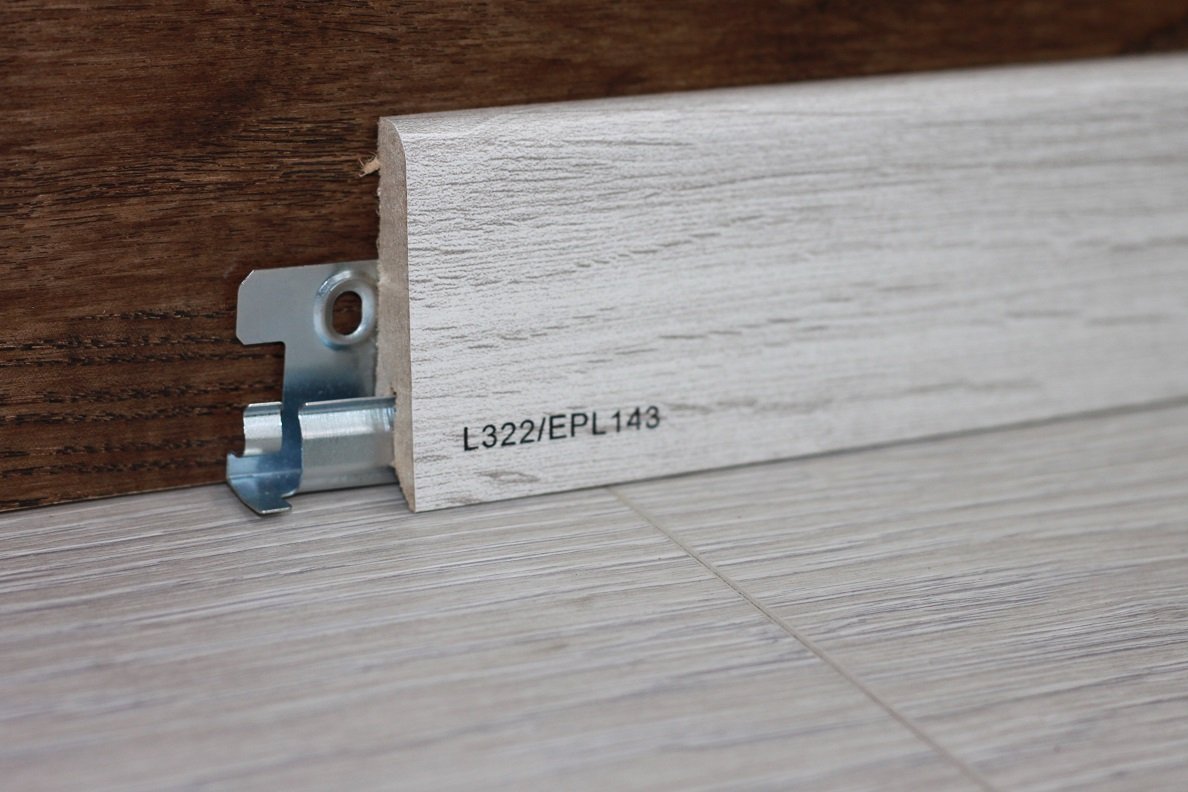 Плинтус Egger L322
