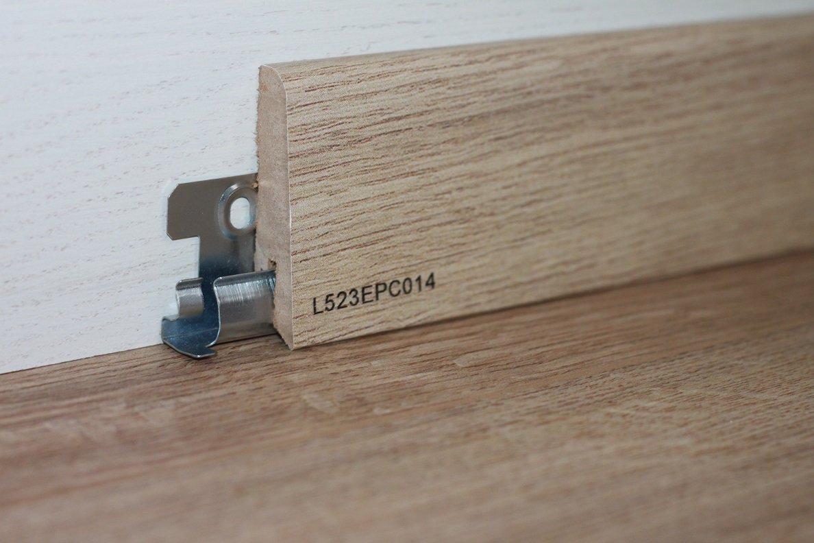 Плинтус Egger L523